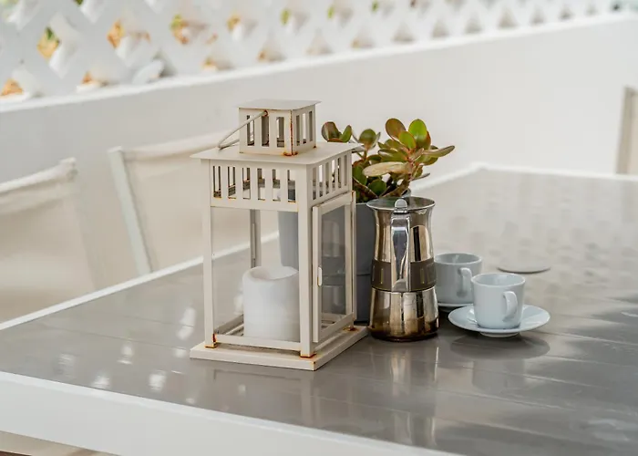 Apartment Stylish And Flat -