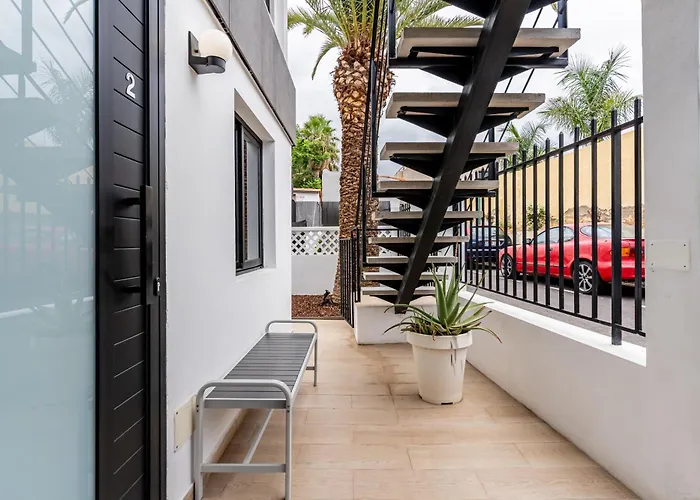 Stylish And Flat - * Puerto de la Cruz (Tenerife)